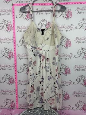 Cool nights Floral Lace-Trim Chemise Slip in Cream and Lavender